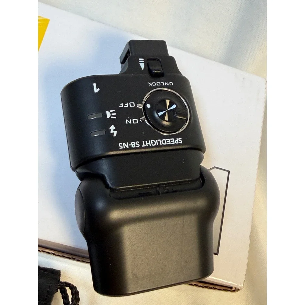 Nikon SB-N5 Speedlight Flash for Nikon 1 V1 V2 V3 Cameras Black LED Light Boxed
